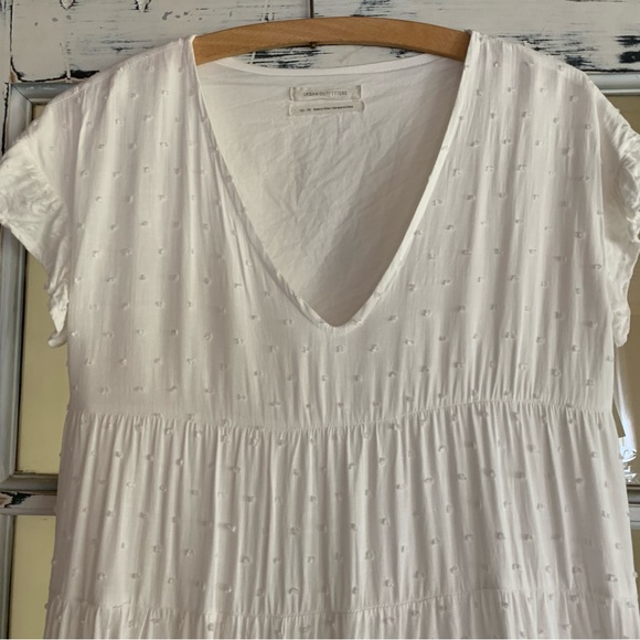 Urban outfitters tiered clip dot rayon flowy dress - Picture 7 of 7